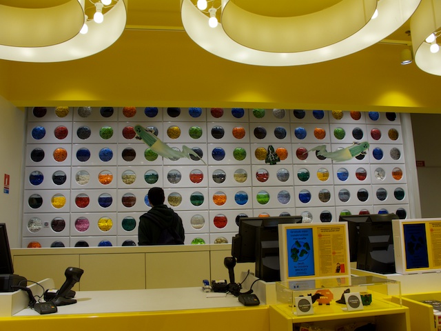 The first French LEGO Store opens near Paris. | Geek Garage